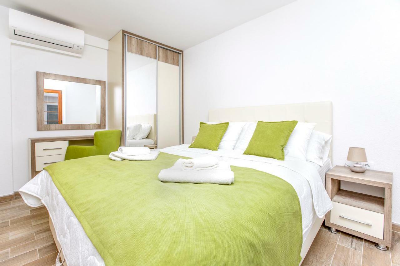 Apartments Mezini 11 كوتور المظهر الخارجي الصورة