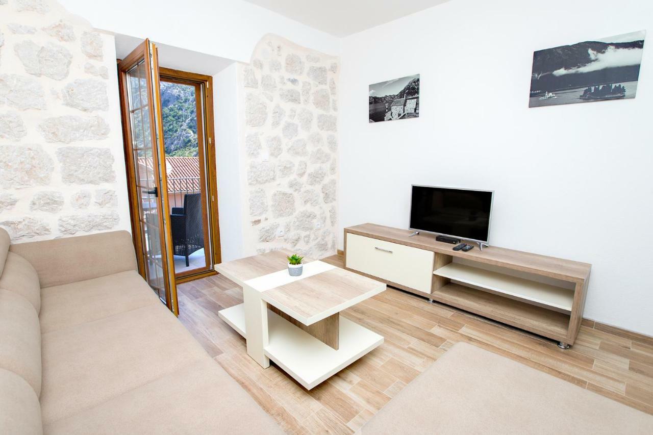 Apartments Mezini 11 كوتور المظهر الخارجي الصورة